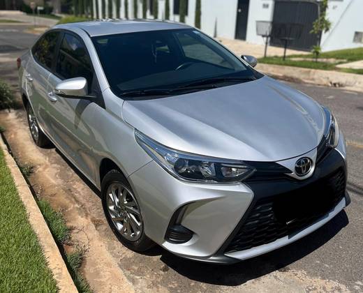TOYOTA YARIS 1.5 16V FLEX SEDAN XS CONNECT MULTIDRIVE